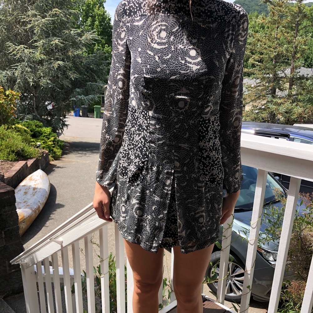 *RESERVED* Patterned Black and White Dress (Size 4)